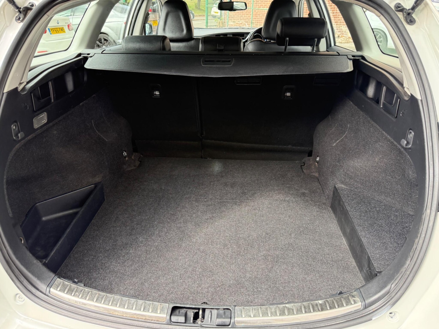 Used Toyota Auris 2015 for sale - 75635065: Photo 33