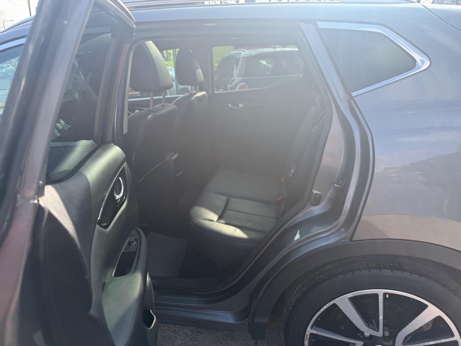 Used Nissan Qashqai 2014 for sale - 77957633: Photo 27