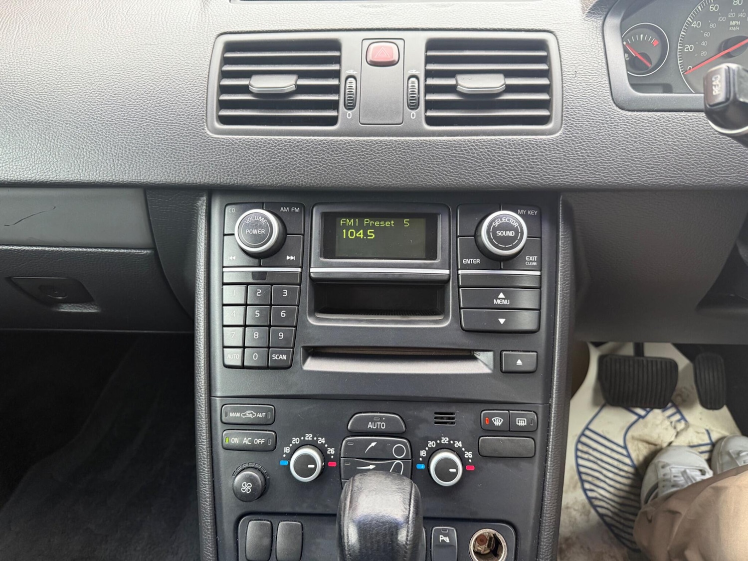 Used Volvo XC90 2009 for sale - 76964585: Photo 10