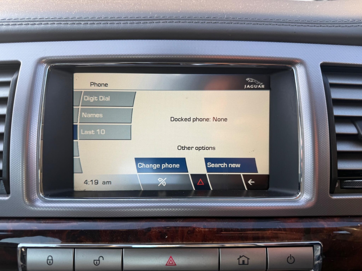 Used Jaguar XF 2010 for sale - 77958053: Photo 12