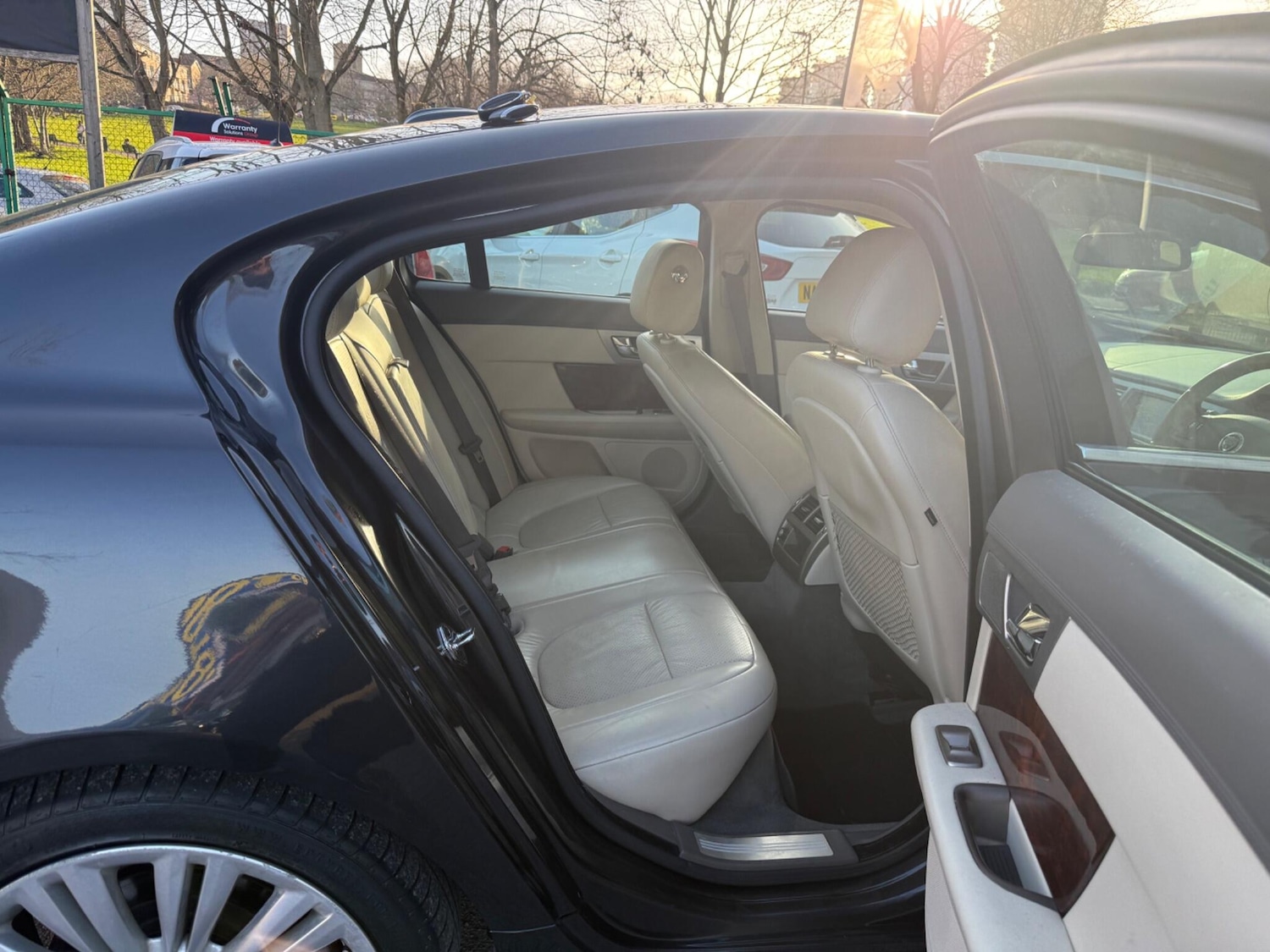 Used Jaguar XF 2010 for sale - 77958053: Photo 22