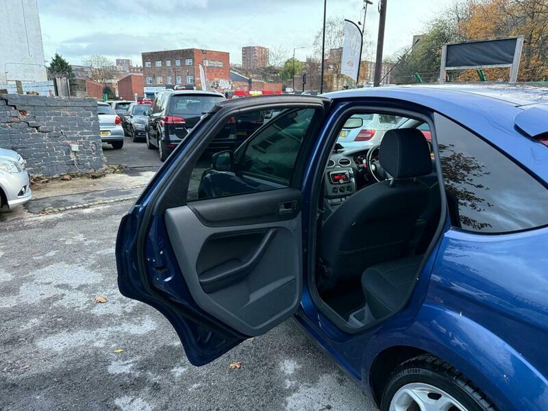 Used Ford Focus 2009 for sale - 76572437: Photo 17