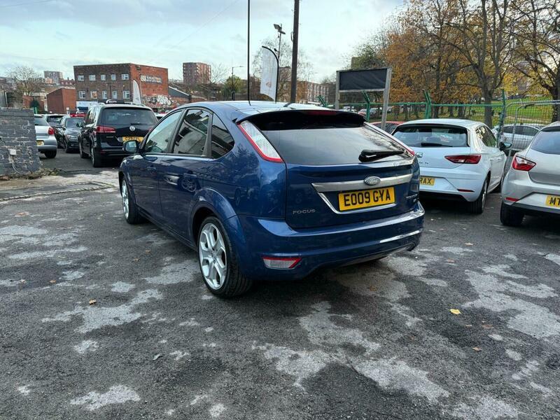 Used Ford Focus 2009 for sale - 76572437: Photo 5