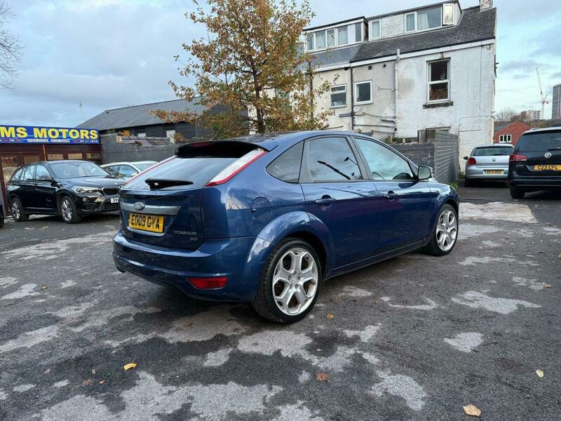 Used Ford Focus 2009 for sale - 76572437: Photo 6