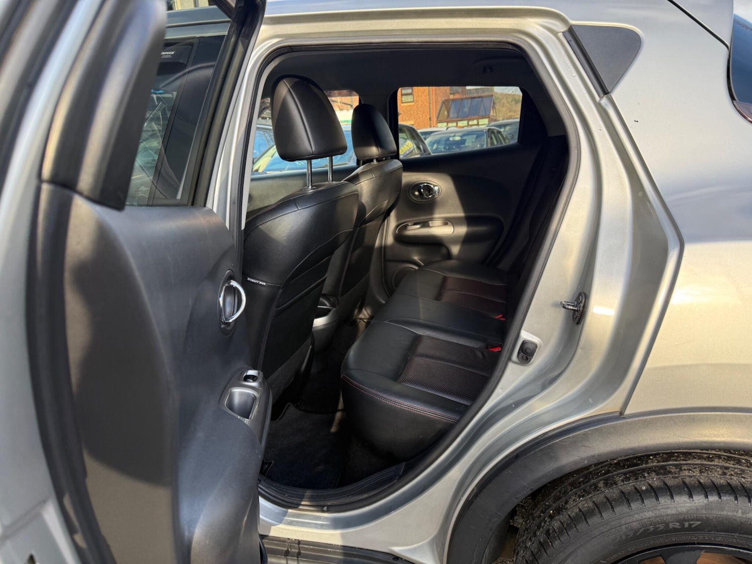 Used Nissan Juke 2012 for sale - 76995139: Photo 25