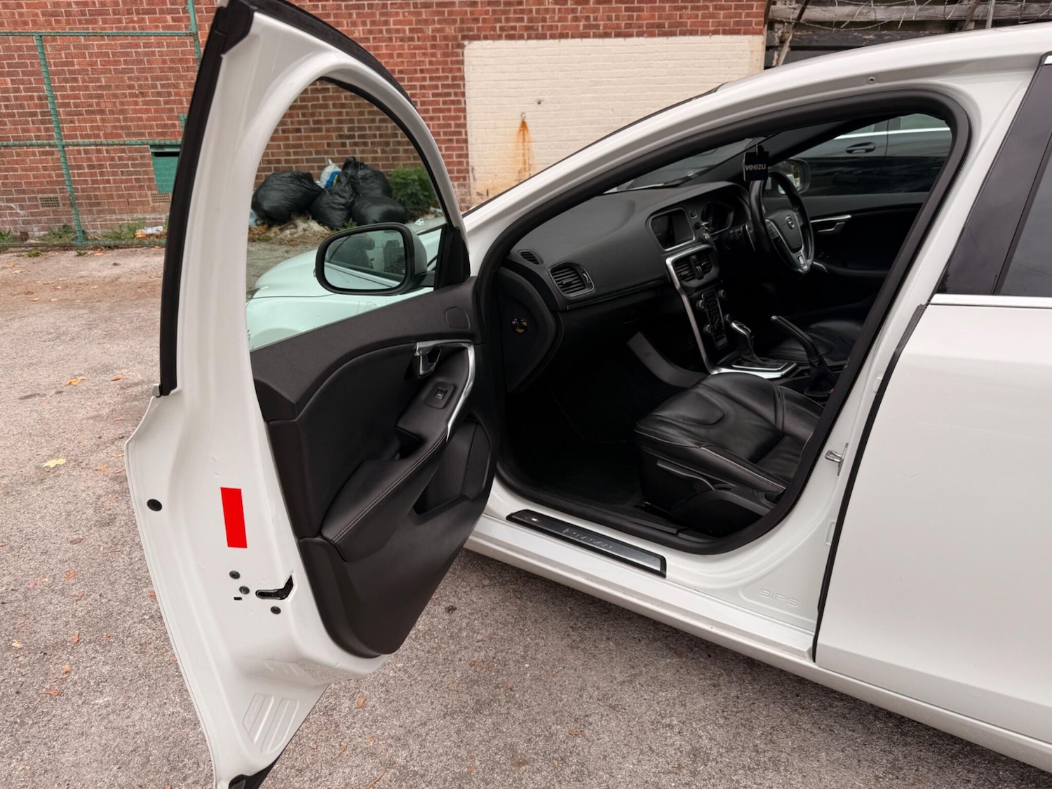 Used Volvo V40 2019 for sale - 76295172: Photo 35