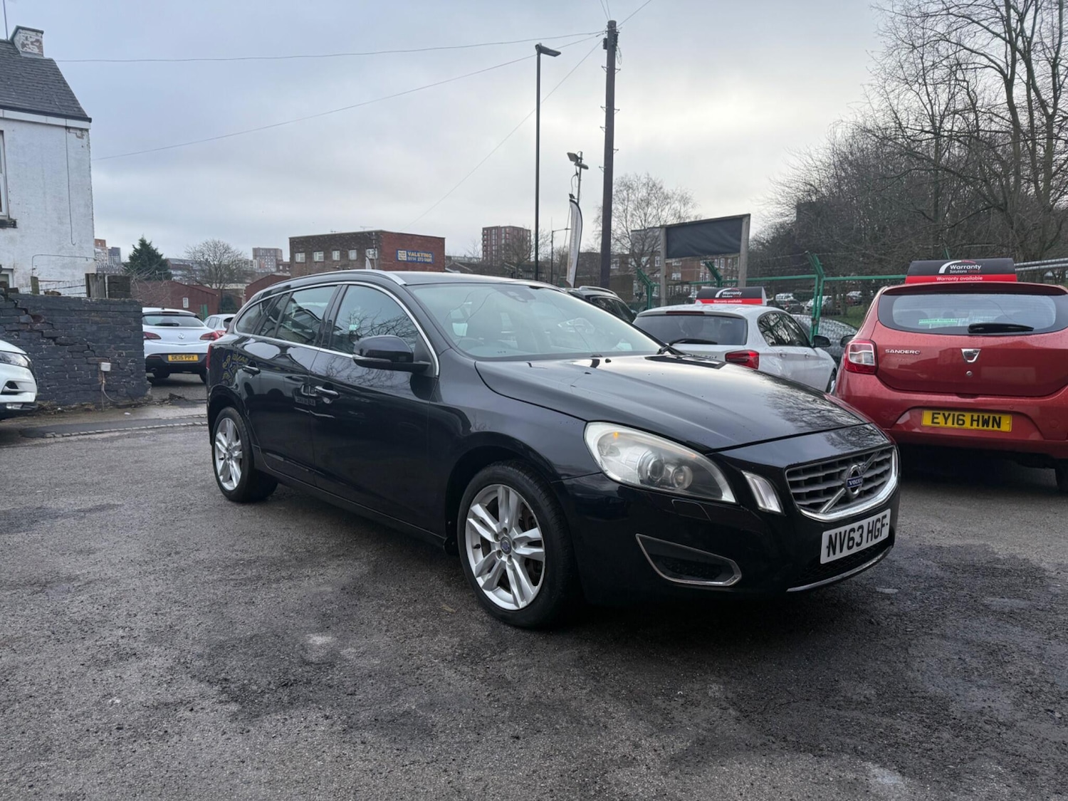 Used Volvo V60 2013 for sale - 77400851: Photo 2