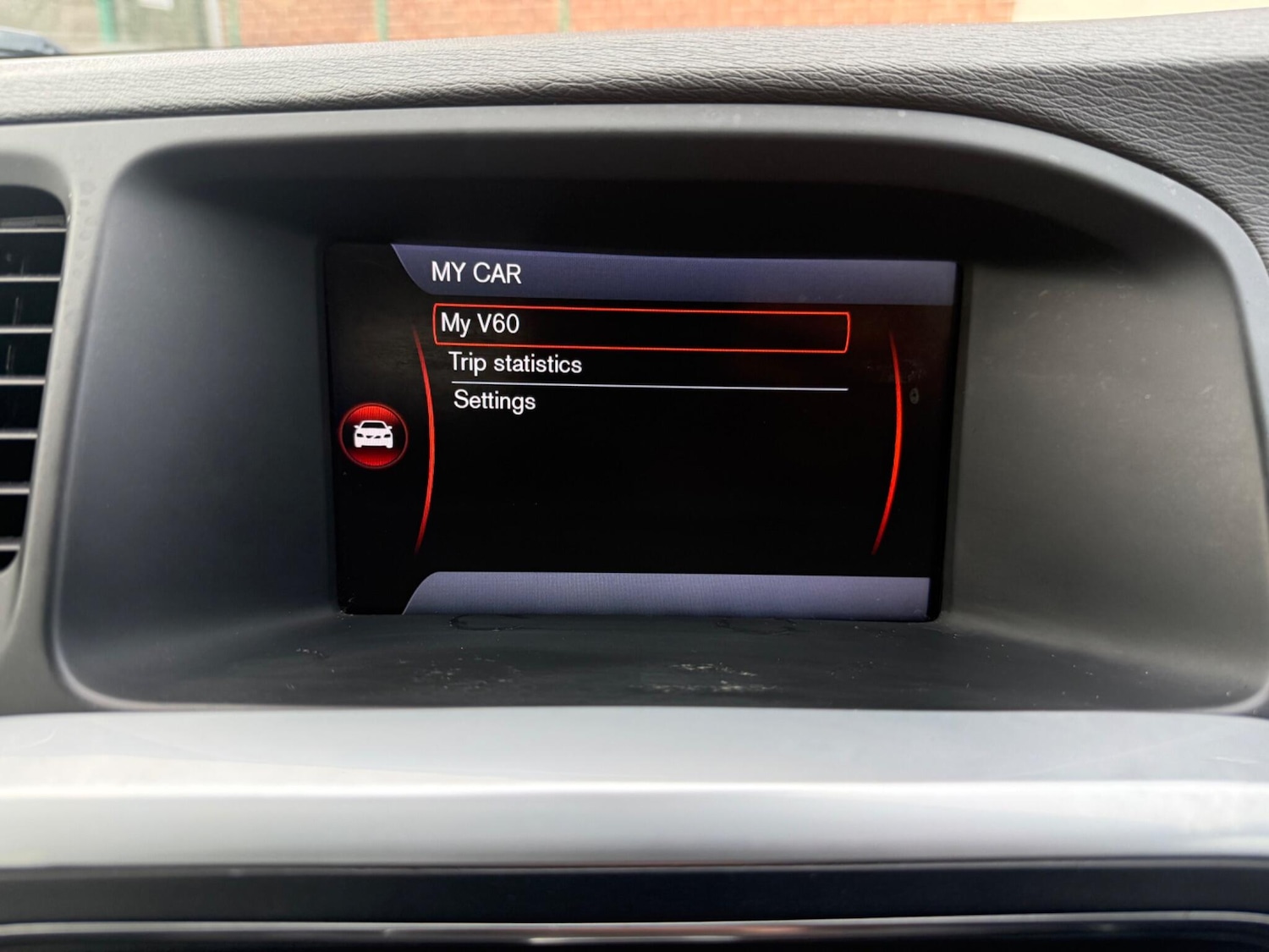 Used Volvo V60 2013 for sale - 77400851: Photo 24