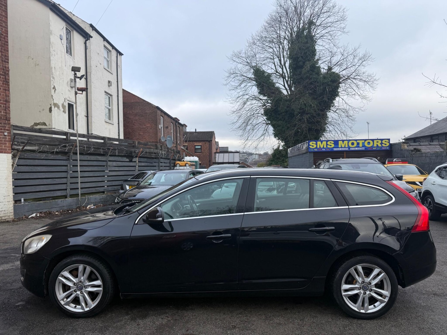 Used Volvo V60 2013 for sale - 77400851: Photo 6