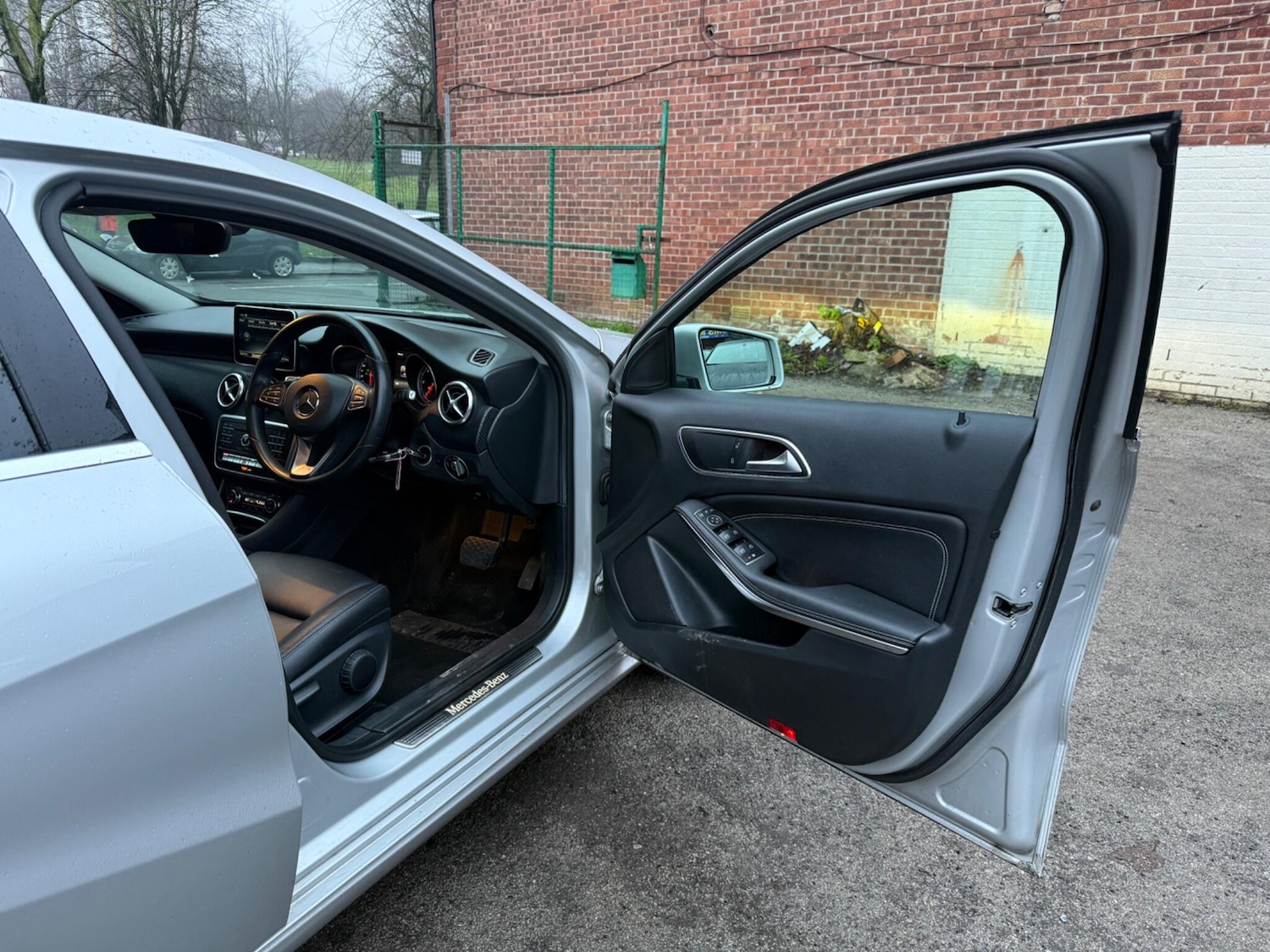 Used Mercedes-Benz A-Class 2016 for sale - 77386520: Photo 22