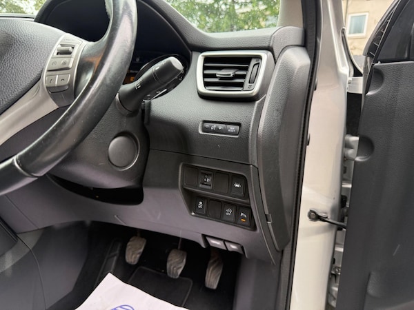 Used Nissan Qashqai 2016 for sale - 76060155: Photo 15