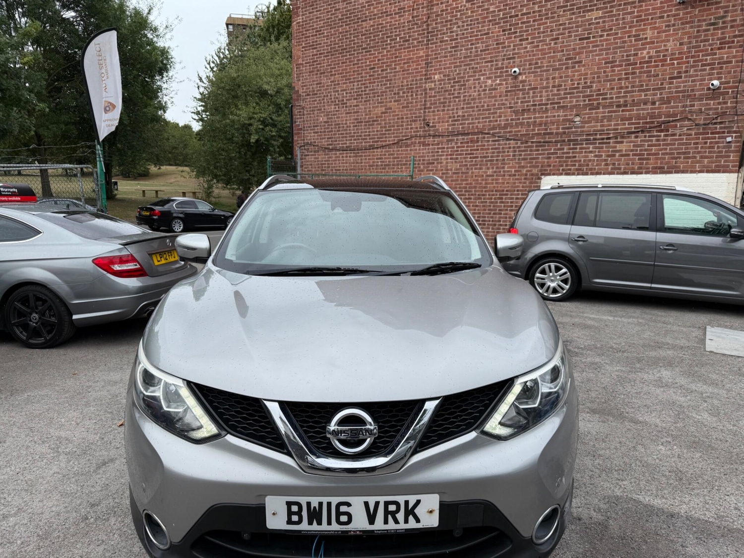 Used Nissan Qashqai 2016 for sale - 76060155: Photo 2