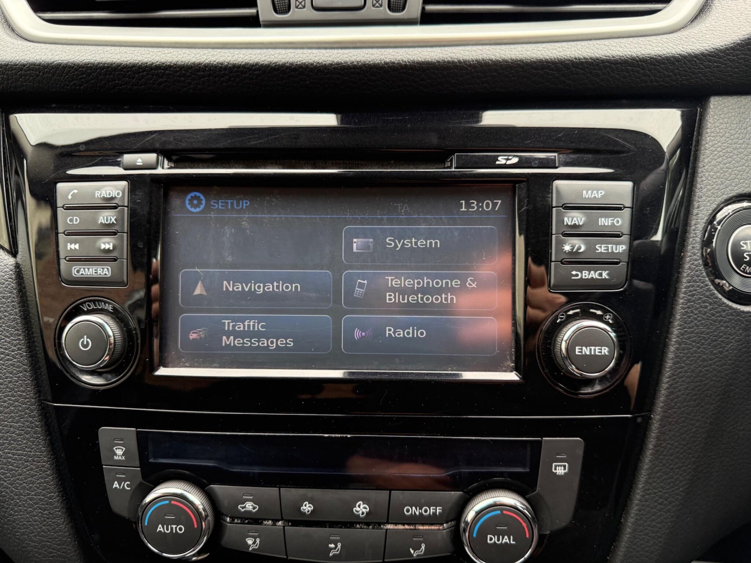 Used Nissan Qashqai for sale - 76989236: Photo 11