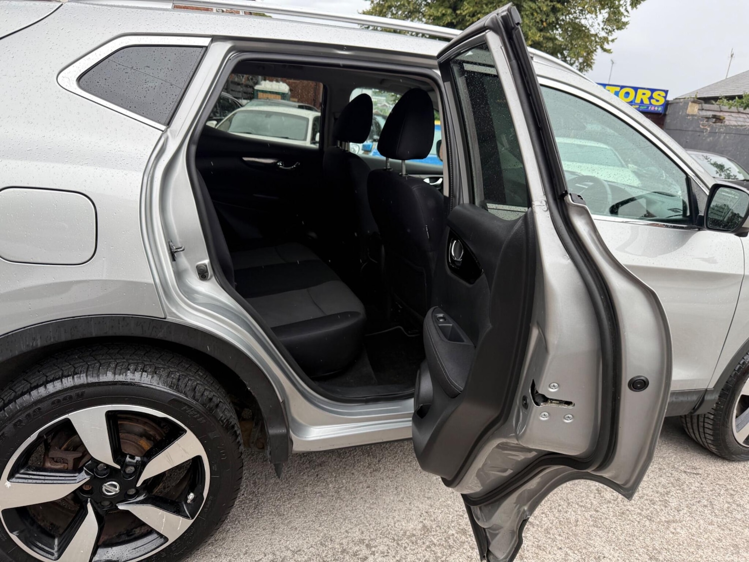 Used Nissan Qashqai for sale - 76989236: Photo 19