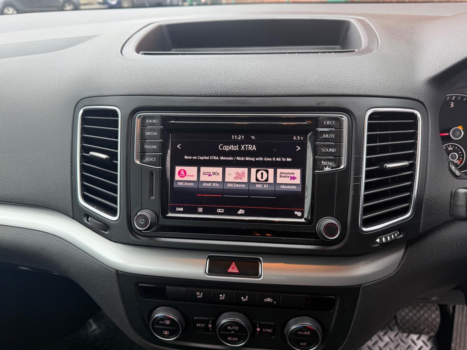 Used Volkswagen Sharan 2018 for sale - 77305073: Photo 12