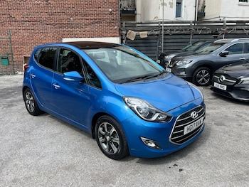 2017 (17) - 1.6 Premium Nav Auto Euro 6 5dr