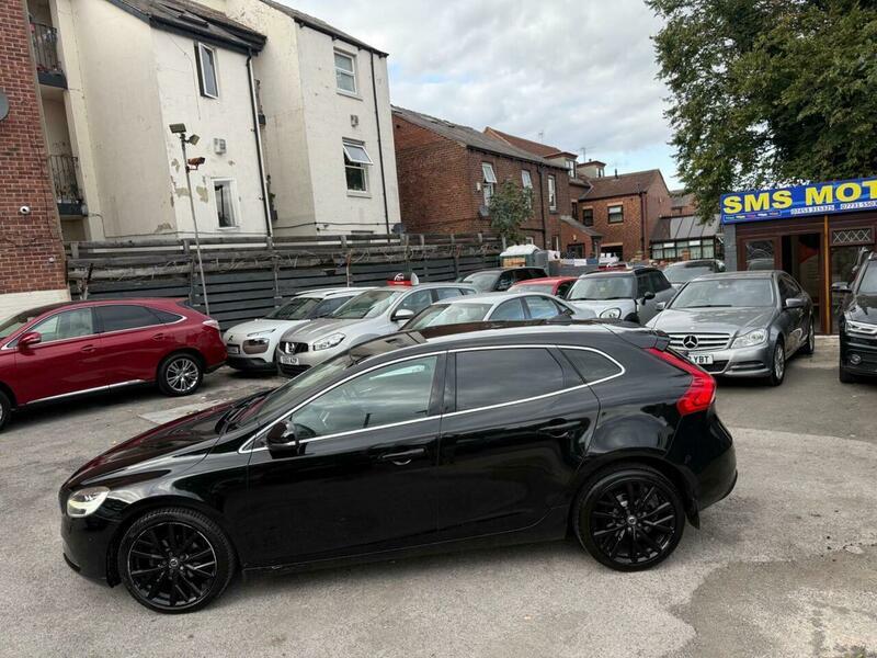 Used Volvo V40 2016 for sale - 76166321: Photo 11