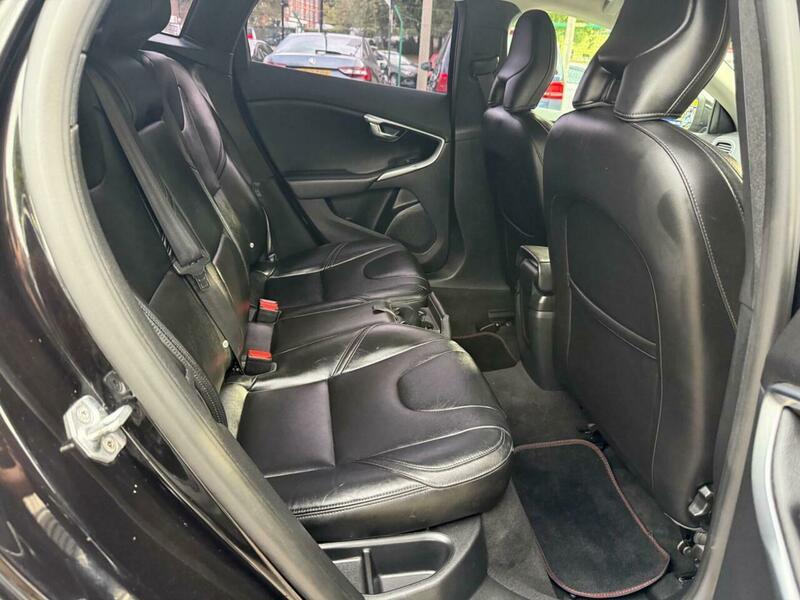 Used Volvo V40 2016 for sale - 76166321: Photo 32