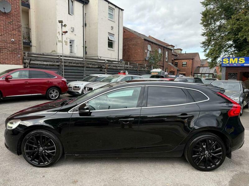 Used Volvo V40 2016 for sale - 76166321: Photo 8