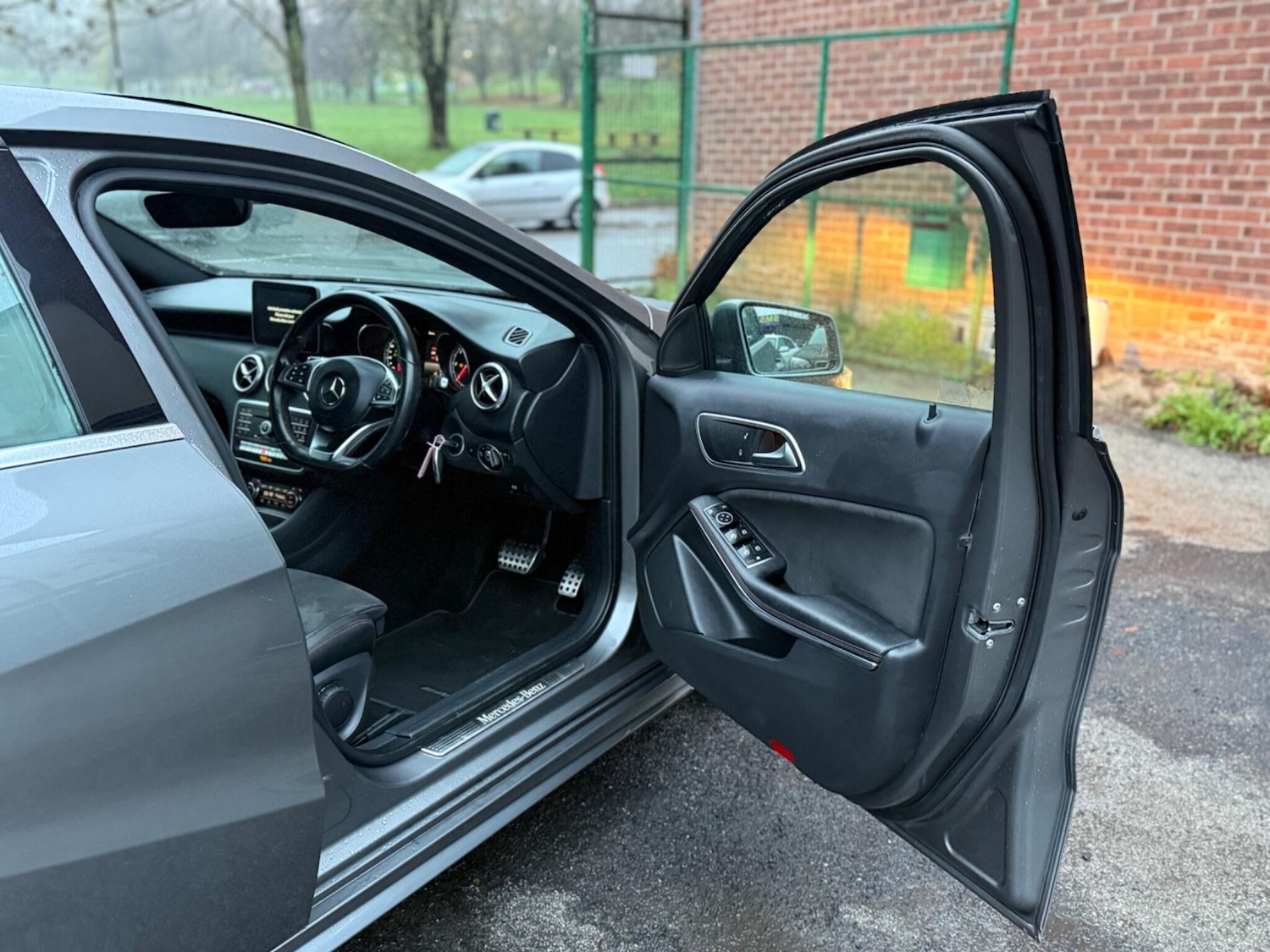 Used Mercedes-Benz A-Class 2016 for sale - 76592423: Photo 7