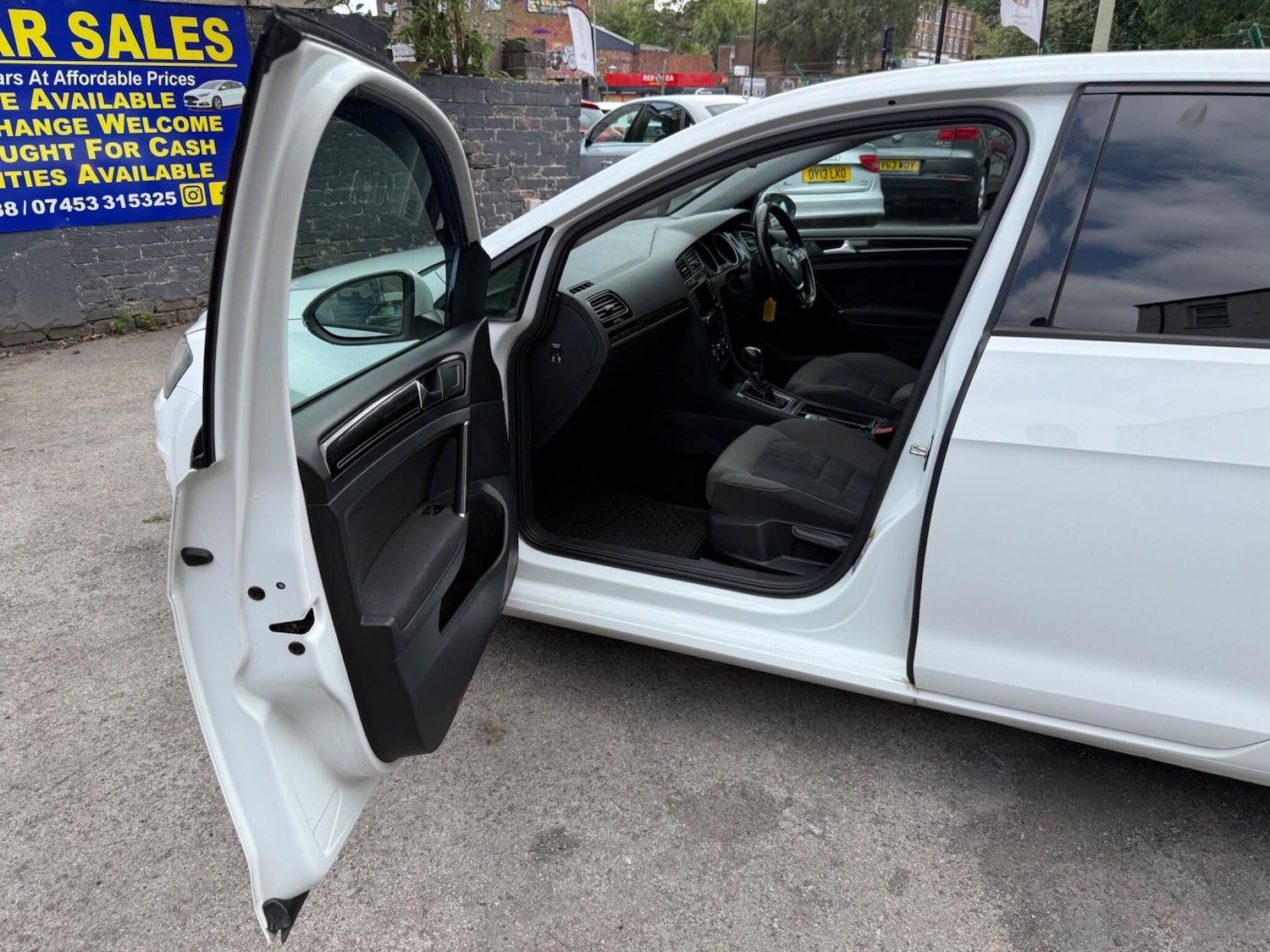 Vehicle 28