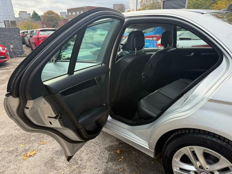 Used Mercedes-Benz C Class 2013 for sale - 77050033: Photo 21