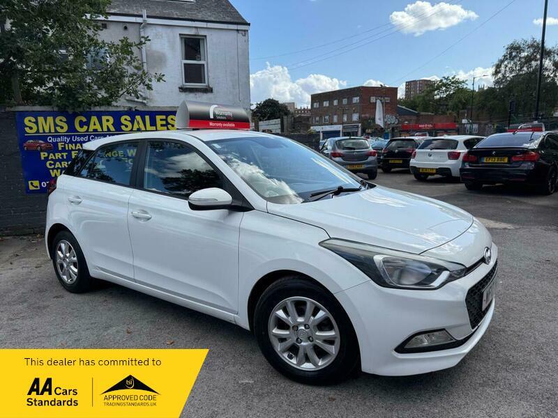 Used Hyundai i20 2017 for sale - 76935875: Photo 1