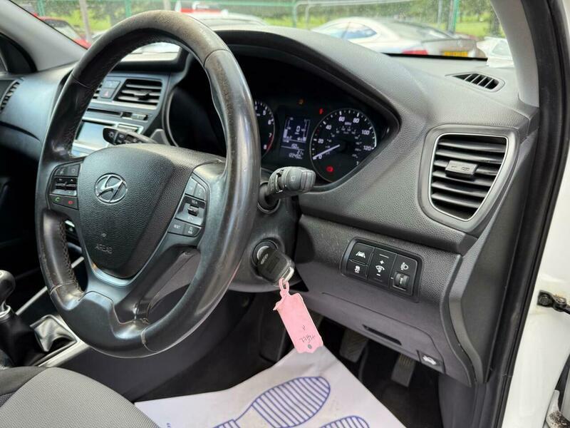 Used Hyundai i20 2017 for sale - 76935875: Photo 14