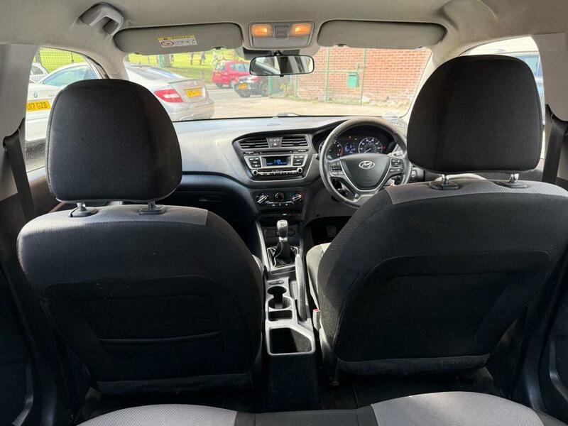 Used Hyundai i20 2017 for sale - 76935875: Photo 23