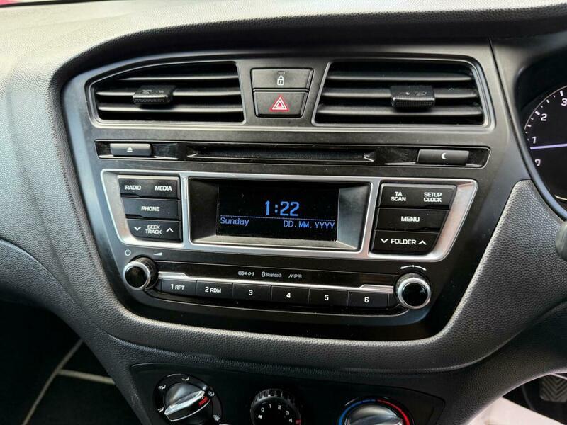 Used Hyundai i20 2017 for sale - 76935875: Photo 8