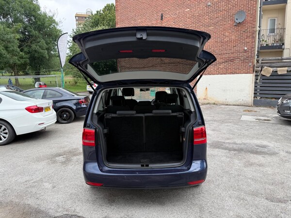 Used Volkswagen Touran 2012 for sale - 75687545: Photo 27