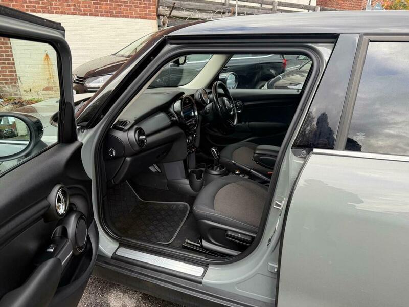 Used MINI Hatch 2019 for sale - 76337058: Photo 10