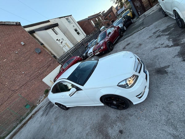 Used Mercedes-Benz C-Class 2012 for sale - 76189918: Photo 10