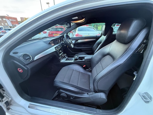Used Mercedes-Benz C-Class 2012 for sale - 76189918: Photo 21