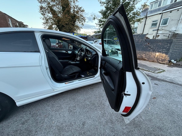 Used Mercedes-Benz C-Class 2012 for sale - 76189918: Photo 22