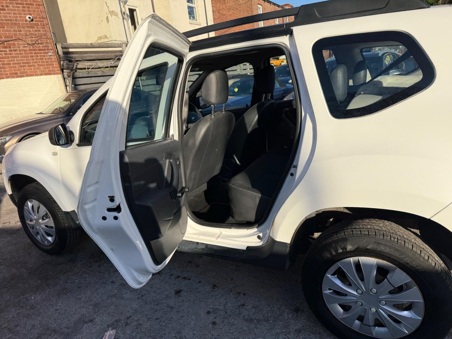 Used Dacia Duster 2013 for sale - 77053970: Photo 18