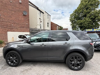 Used Land Rover Discovery Sport 2018 for sale - 79601662: Photo