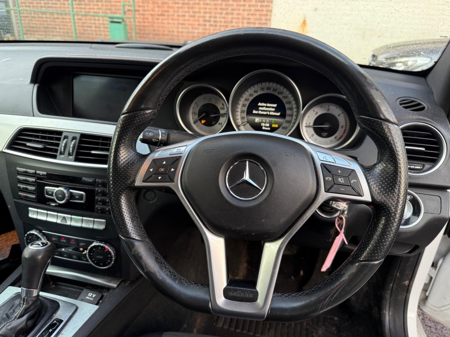 Used Mercedes-Benz C Class 2014 for sale - 77175135: Photo 9