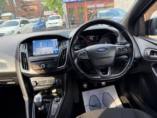 Used Ford Focus 2017 for sale - 74860829: Photo 21