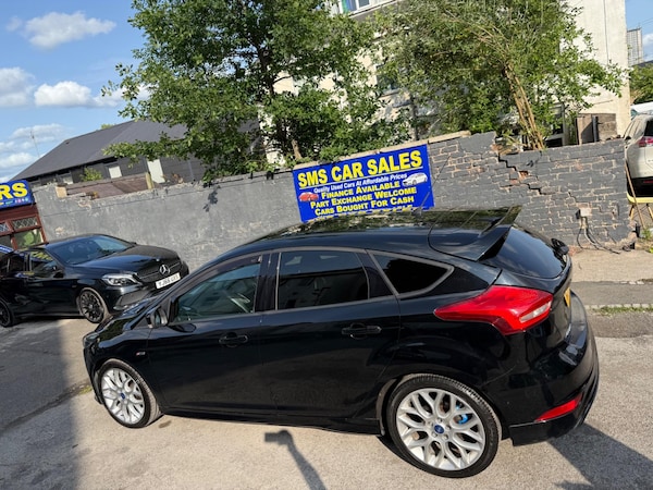 Used Ford Focus 2017 for sale - 74860829: Photo 5