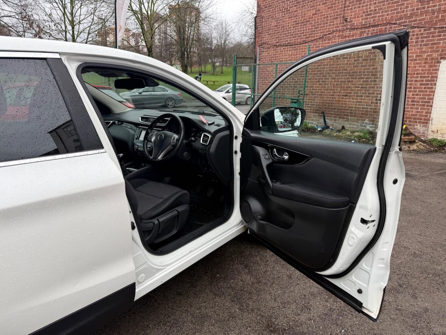 Used Nissan Qashqai 2014 for sale - 77565056: Photo 21