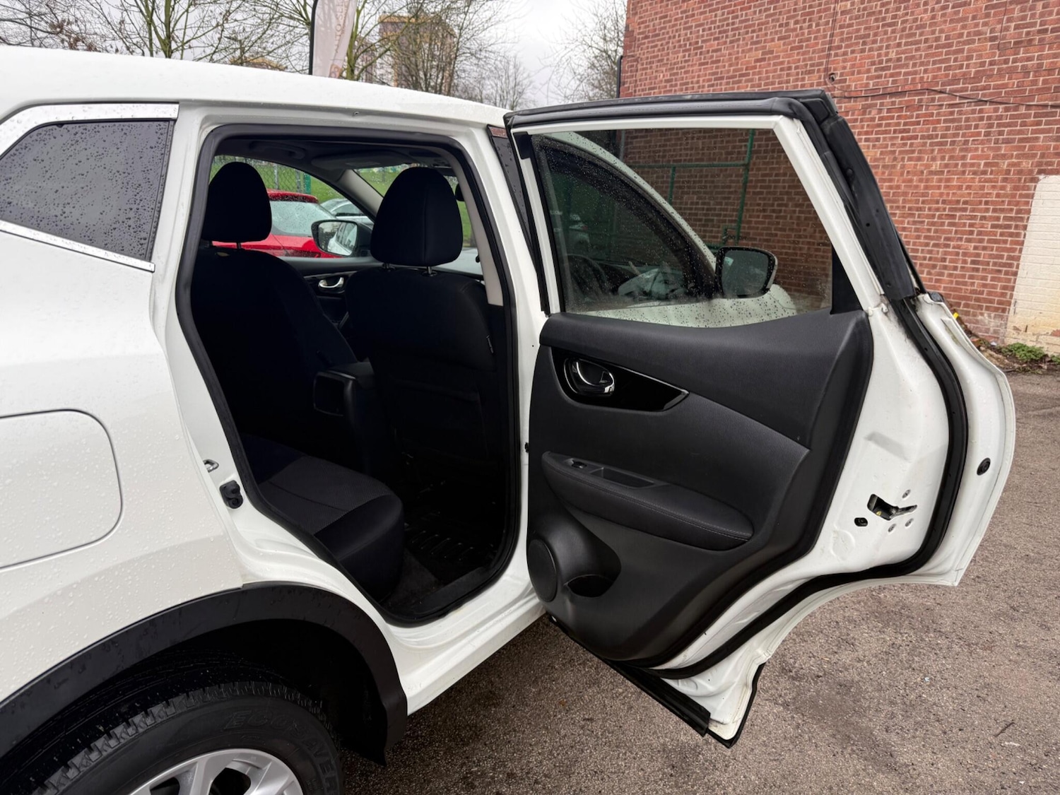 Used Nissan Qashqai 2014 for sale - 77565056: Photo 23