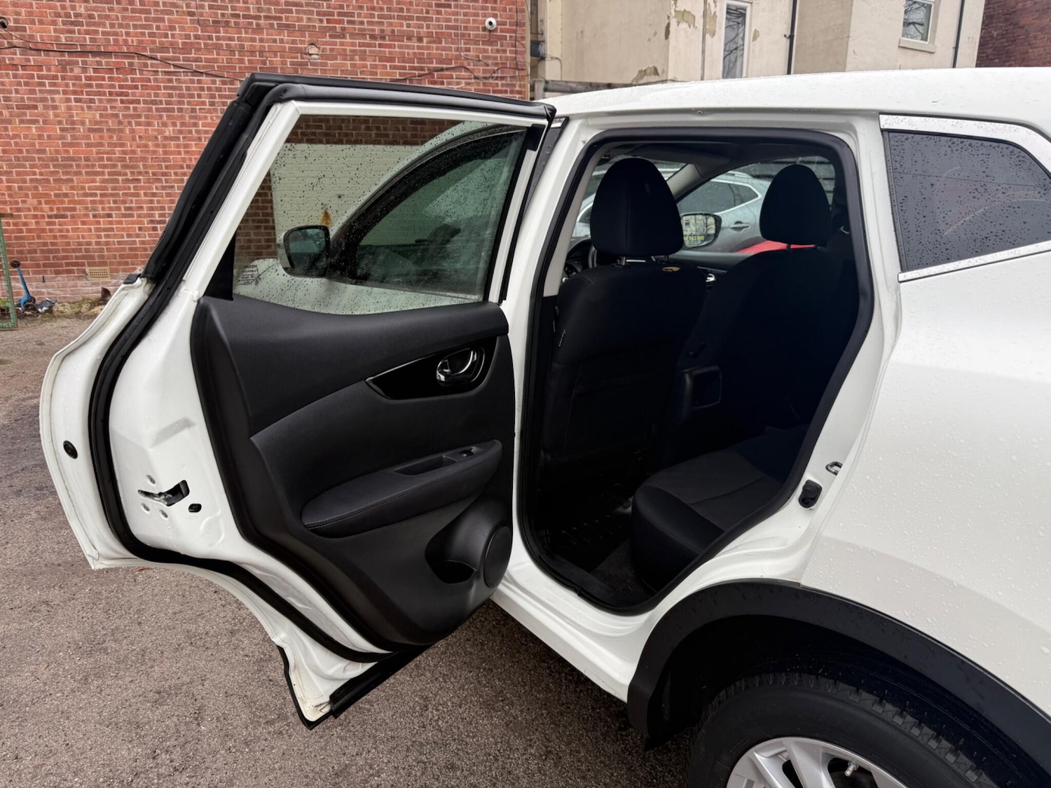 Used Nissan Qashqai 2014 for sale - 77565056: Photo 27