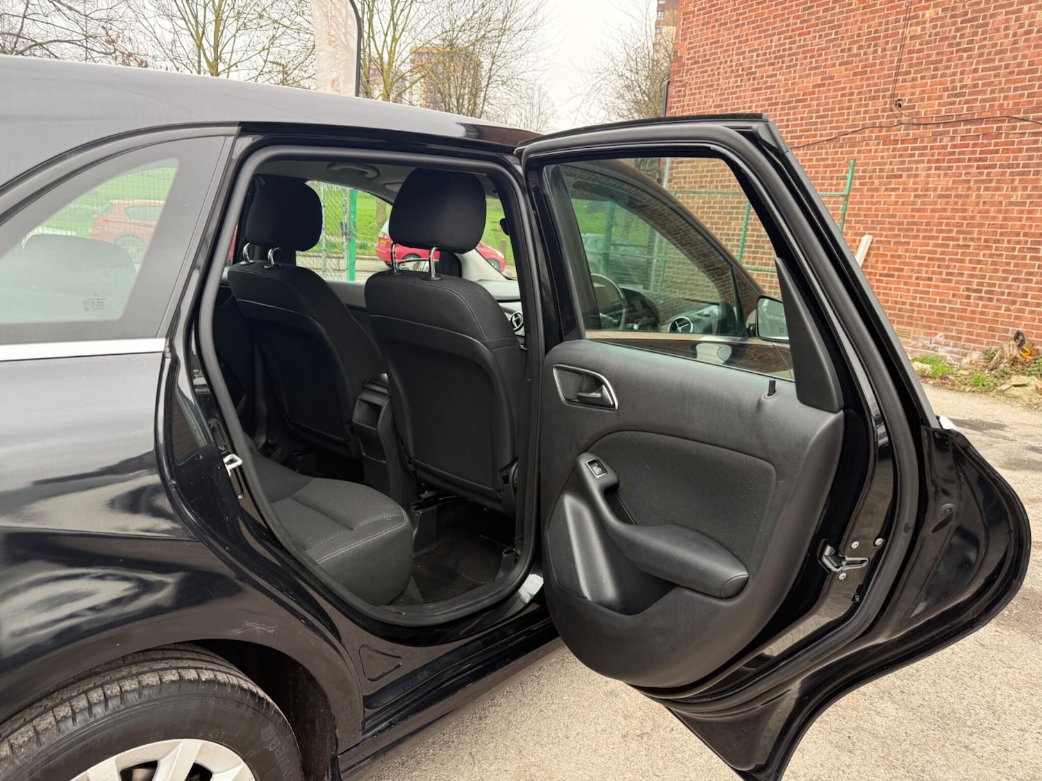 Used Mercedes-Benz B Class 2013 for sale - 77793906: Photo 19