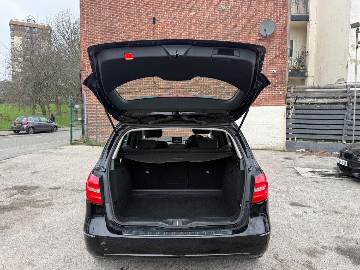 Used Mercedes-Benz B Class 2013 for sale - 77793906: Photo 24