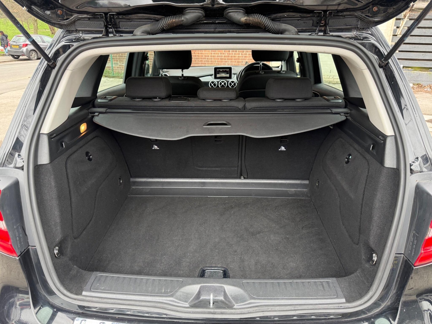 Used Mercedes-Benz B Class 2013 for sale - 77793906: Photo 25