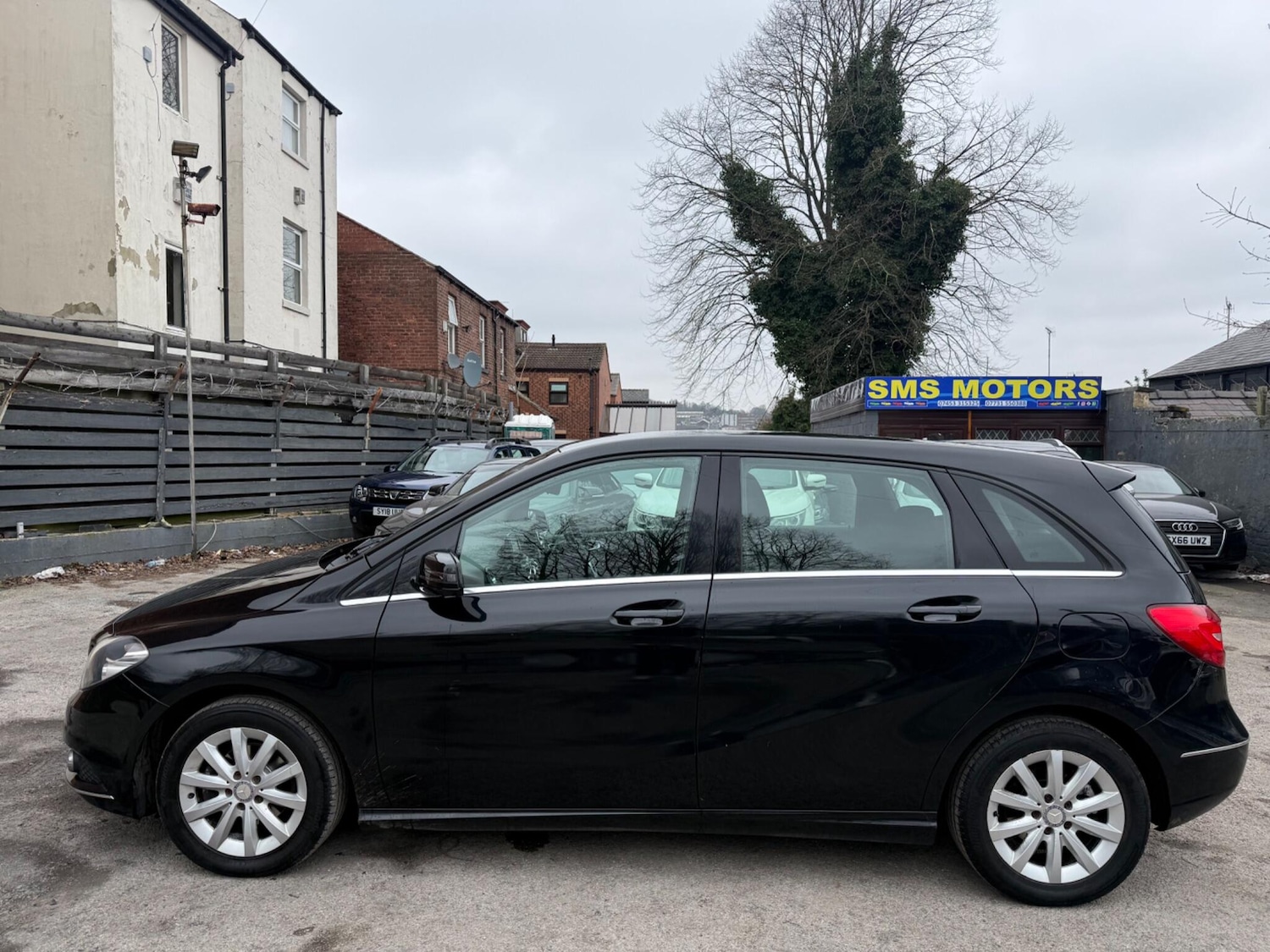 Used Mercedes-Benz B Class 2013 for sale - 77793906: Photo 4