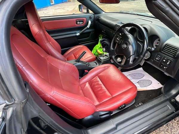 Used Toyota MR2 2002 for sale - 76099146: Photo 12