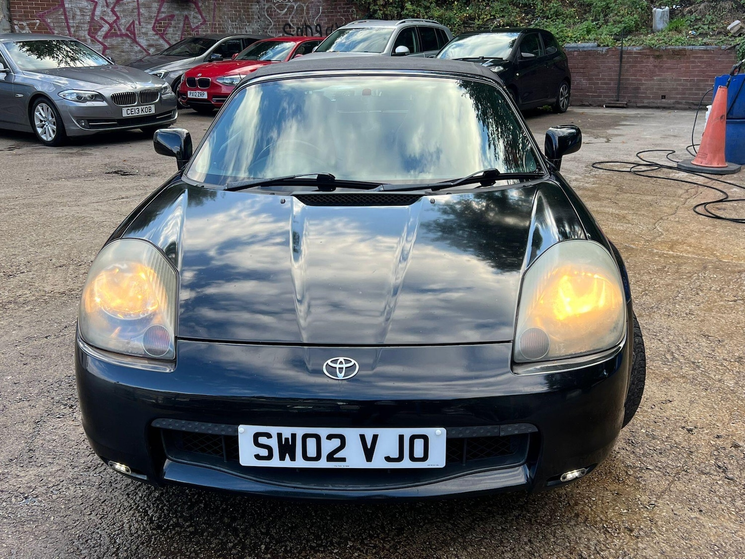Used Toyota MR2 2002 for sale - 76099146: Photo 6