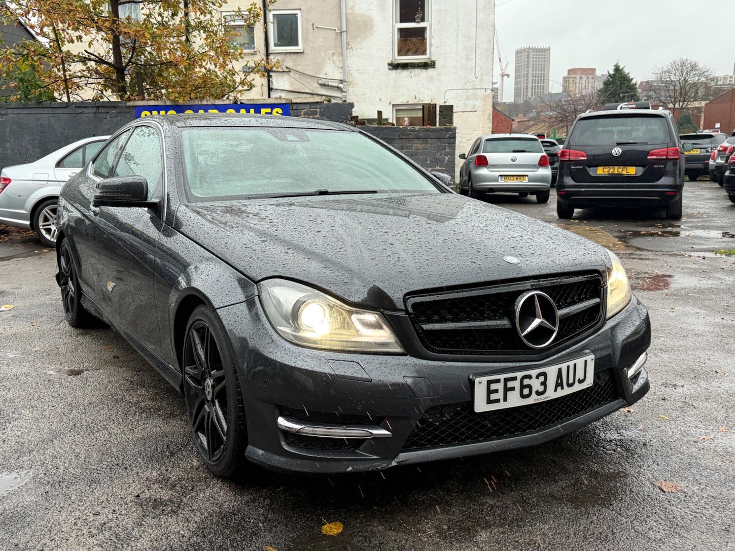Used Mercedes-Benz C Class 2014 for sale - 76585260: Photo 1